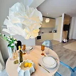Sunny & Peaceful Chic Retreat
