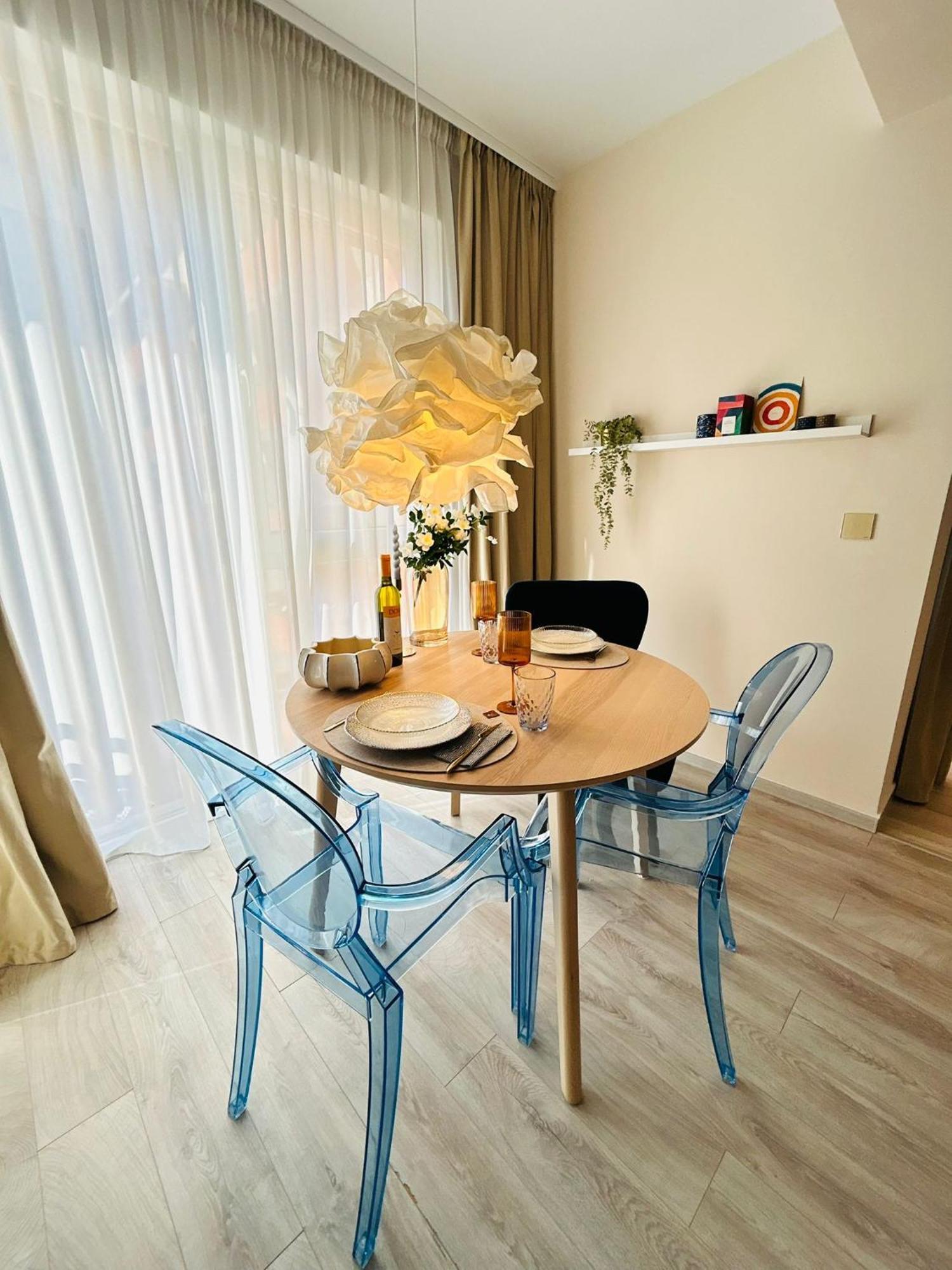 Sunny & Peaceful Chic Retreat Apartment *
